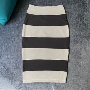 Lululemon Yoga Over Striped - size 6